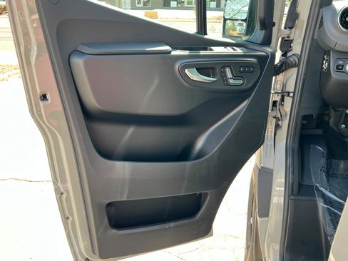 New 2026 Mercedes-Benz Sprinter 2500 image 14