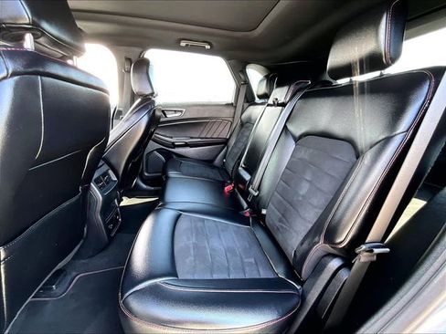 Used 2021 Ford Edge ST-Line image 15