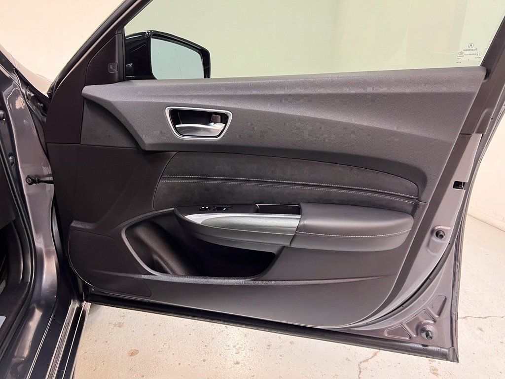 Used 2019 Acura TLX w/ Technology & A-SPEC Package FWD image 31