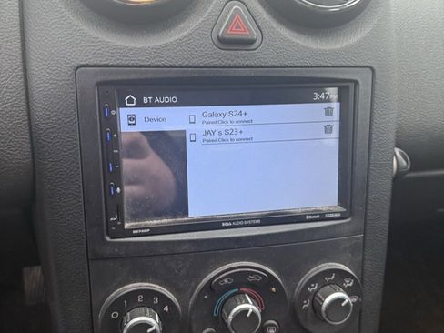 Used 2009 Pontiac G6 GT w/ Sun And Sound Plus Package image 3