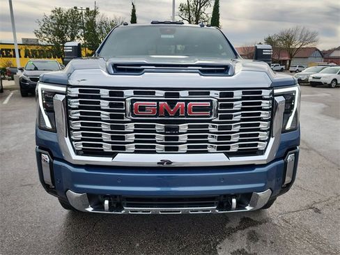 New 2026 GMC Sierra 2500 Denali w/ Denali Reserve Package image 11