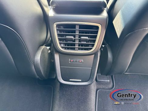 Used 2019 Lincoln Nautilus Reserve AWD/4WD image 8