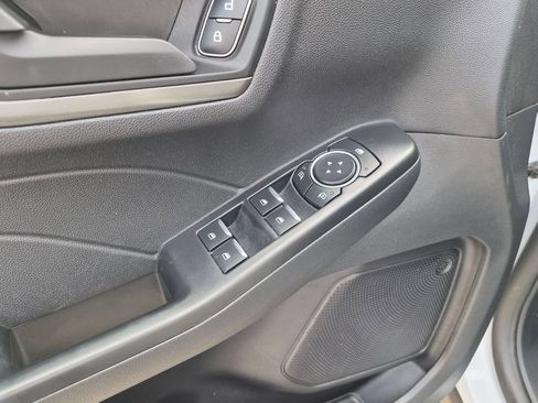 Used 2025 Ford Escape Active AWD/4WD image 13