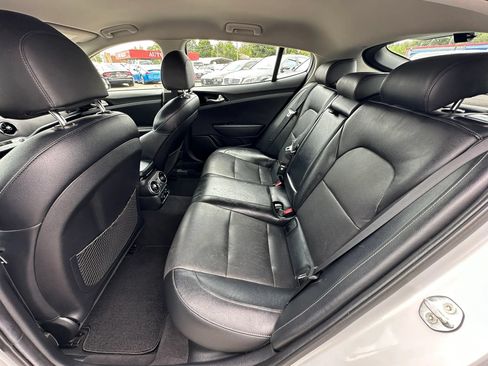 Used 2018 Kia Stinger RWD image 17