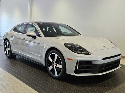 New 2025 Porsche Panamera 4 image 9