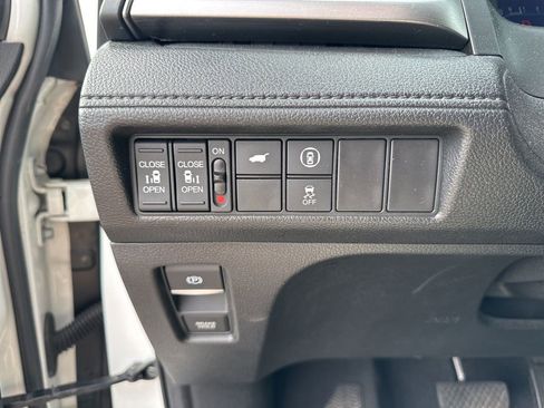 Used 2021 Honda Odyssey EX-L image 20