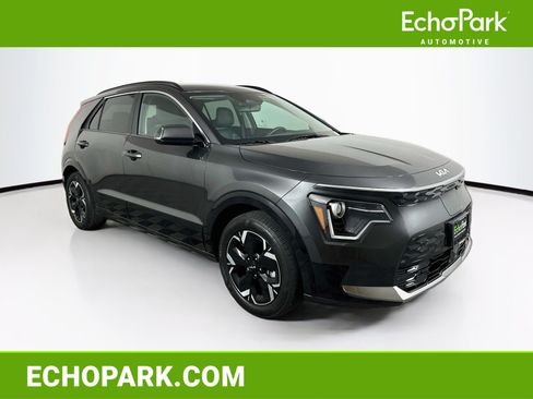 Used 2024 Kia Niro Wind w/ Wind Preserve Package FWD image 1