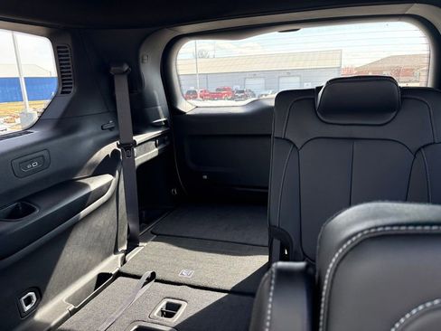 New 2025 Jeep Grand Cherokee L Limited AWD/4WD image 21