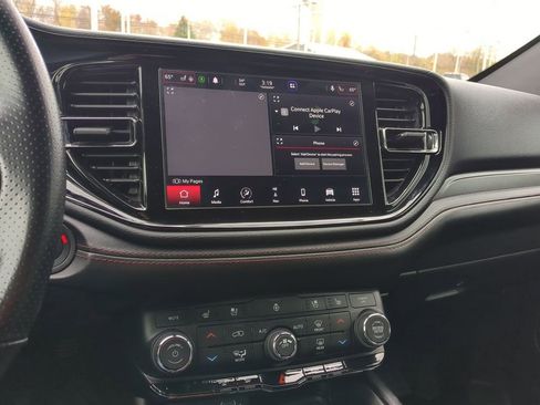 Used 2021 Dodge Durango R/T image 19