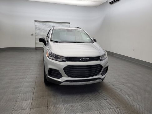 Used 2020 Chevrolet Trax LT w/ Redline Edition AWD/4WD image 14