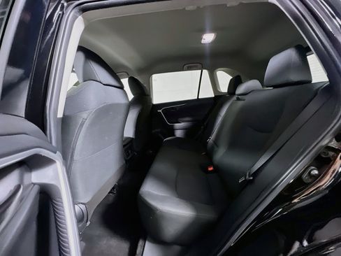 Used 2024 Toyota RAV4 LE AWD/4WD image 29