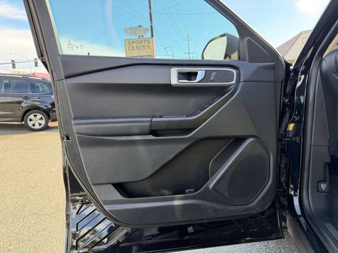 Used 2021 Ford Explorer 4WD w/ Class III Trailer Tow Package image 10