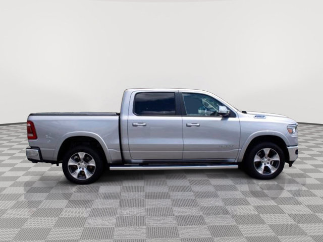 Used 2019 RAM 1500 Laramie AWD/4WD image 2
