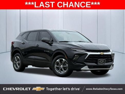 Used 2025 Chevrolet Blazer LT AWD/4WD image 1