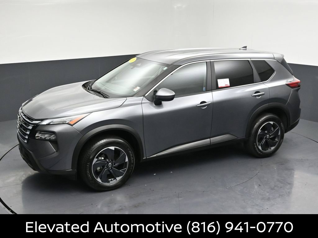 Certified 2026 Nissan Rogue SV AWD/4WD image 24