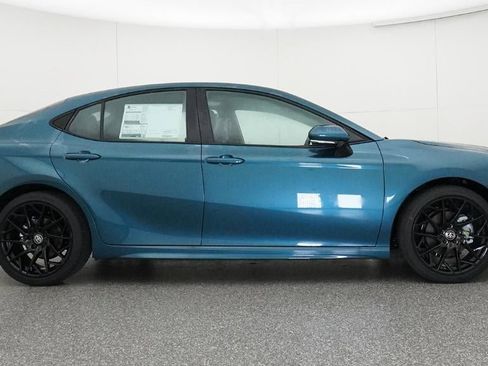 New 2026 Toyota Camry SE image 27