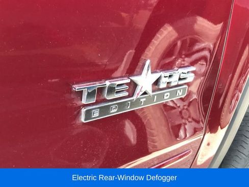 Used 2017 GMC Sierra 1500 SLE w/ Texas SLE Value Package AWD/4WD image 4