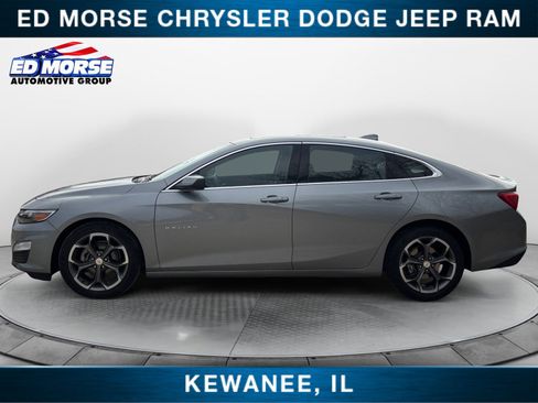 Used 2024 Chevrolet Malibu LT image 2
