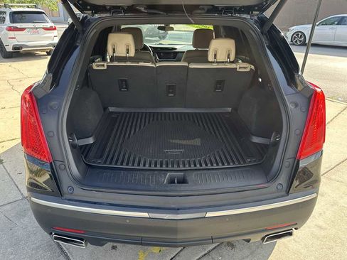 Used 2018 Cadillac XT5 AWD image 32