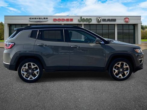 Used 2019 Jeep Compass Limited image 2