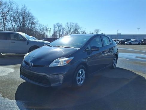 Used 2012 Toyota Prius Two image 3