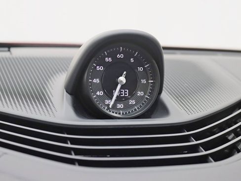 Used 2023 Porsche Taycan 4S w/ Premium Package image 16