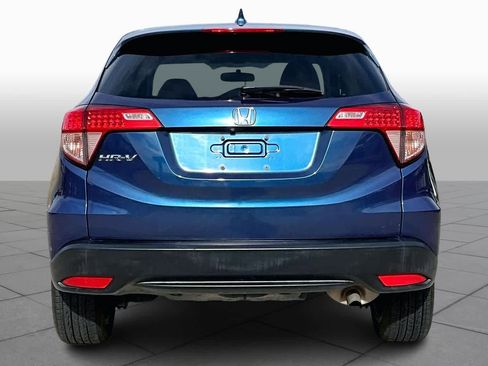 Used 2016 Honda HR-V EX image 4