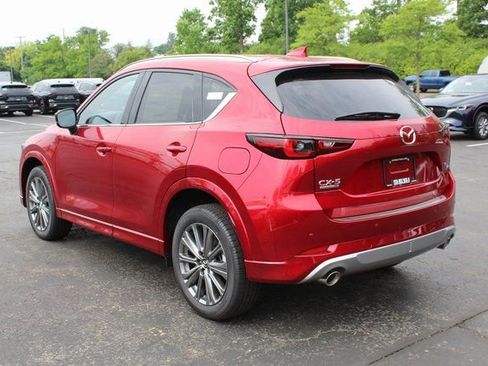 New 2025 MAZDA CX-5 Signature image 5