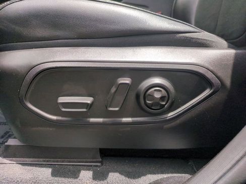 Used 2025 Jeep Grand Cherokee Altitude AWD/4WD image 11