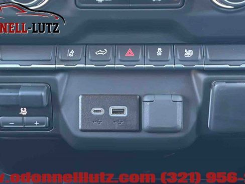 Used 2024 Chevrolet Silverado 2500 Custom w/ Custom Convenience Package image 27