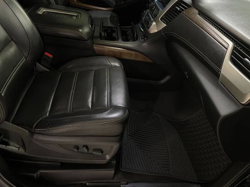 Used 2019 GMC Yukon Denali image 35