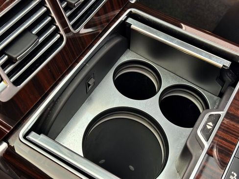 Used 2016 Land Rover Range Rover LWB SV Autobiography image 29