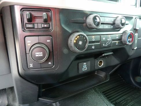 Used 2024 Ford F250 XL w/ XL Chrome Package AWD/4WD image 23