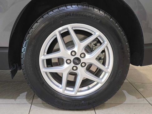 Used 2024 Ford Edge SEL w/ Convenience Package AWD/4WD image 8