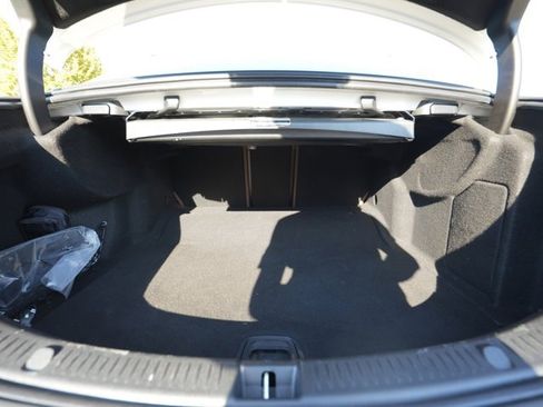 Certified 2019 Mercedes-Benz E 300 4MATIC image 17