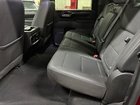 Used 2024 Chevrolet Silverado 3500 LTZ w/ LTZ Convenience Package image 30