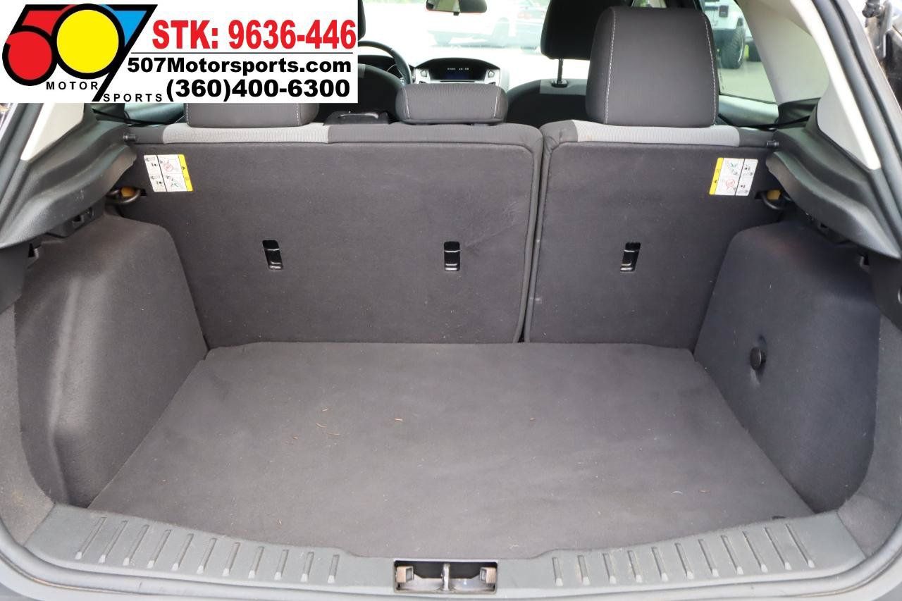 Used 2012 Ford Focus SE FWD image 15