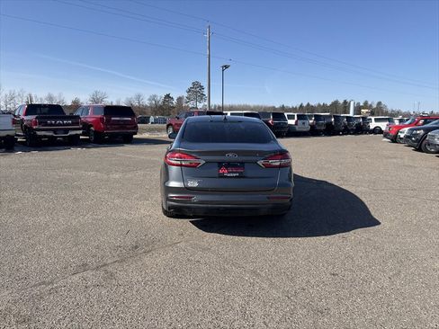 Used 2020 Ford Fusion S FWD image 8