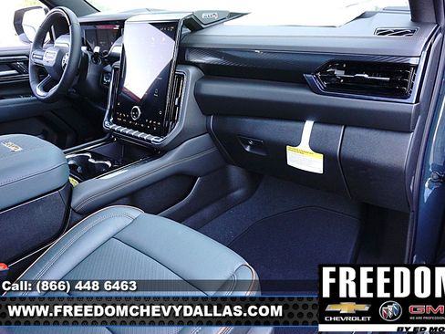 New 2026 GMC Yukon AT4 w/ AT4 Premium Plus Package image 12