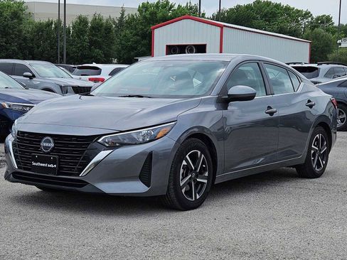 Used 2024 Nissan Sentra SV image 10