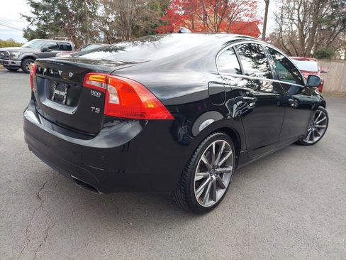 Used 2015 Volvo S60 T5 Premier w/ Climate Package image 4