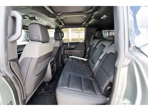 Used 2024 GMC Hummer EV 3X AWD/4WD image 10