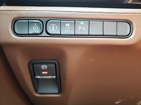 Certified 2024 Acura MDX SH-AWD w/ Technology Package image 24