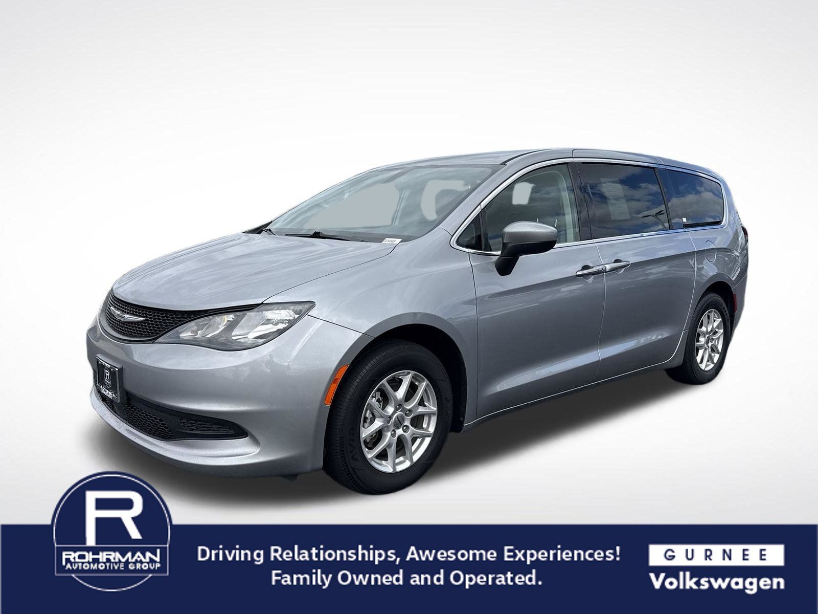 Used 2021 Chrysler Voyager LX FWD image 1