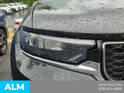 Used 2024 Jeep Grand Cherokee Limited 4xe AWD/4WD image 17