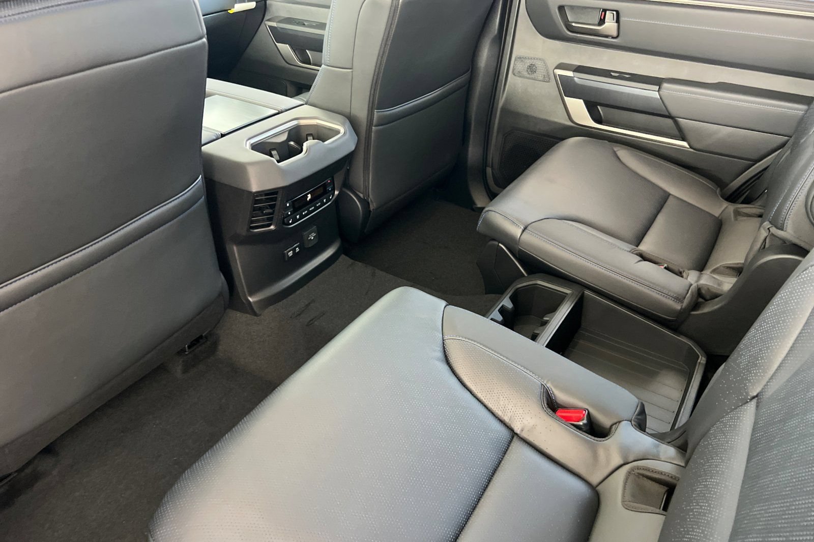 New 2026 Toyota Sequoia Platinum w/ TRD Off-Road Package AWD/4WD image 13