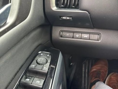 Certified 2023 Nissan Pathfinder SL w/ Lighting Package (N92) AWD/4WD image 40