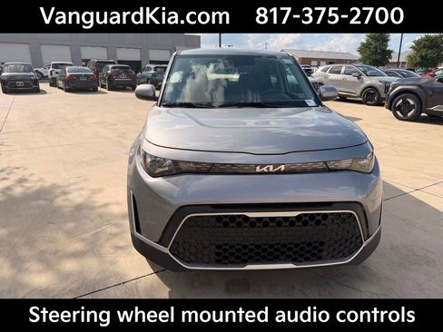 Certified 2025 Kia Soul LX image 7