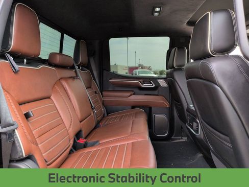 Used 2024 GMC Sierra 1500 Denali Ultimate AWD/4WD image 29