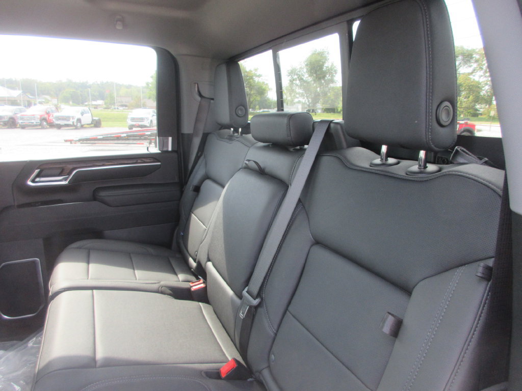 New 2026 GMC Sierra 3500 SLT w/ SLT Premium Package AWD/4WD image 14